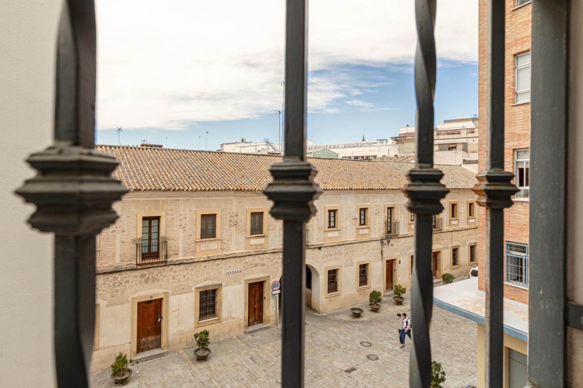 Isg Puerta Jerez 21 * Séville